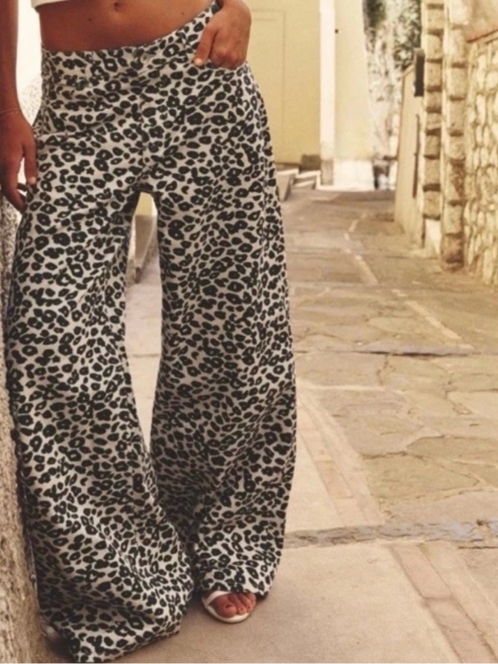 Zara Baggy Wide Leg Leopard Animal Print Jeans Cotton Size US 2